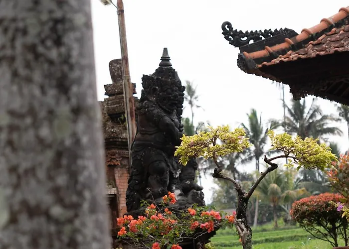 Puri Lumbung Village Guest house Payangan